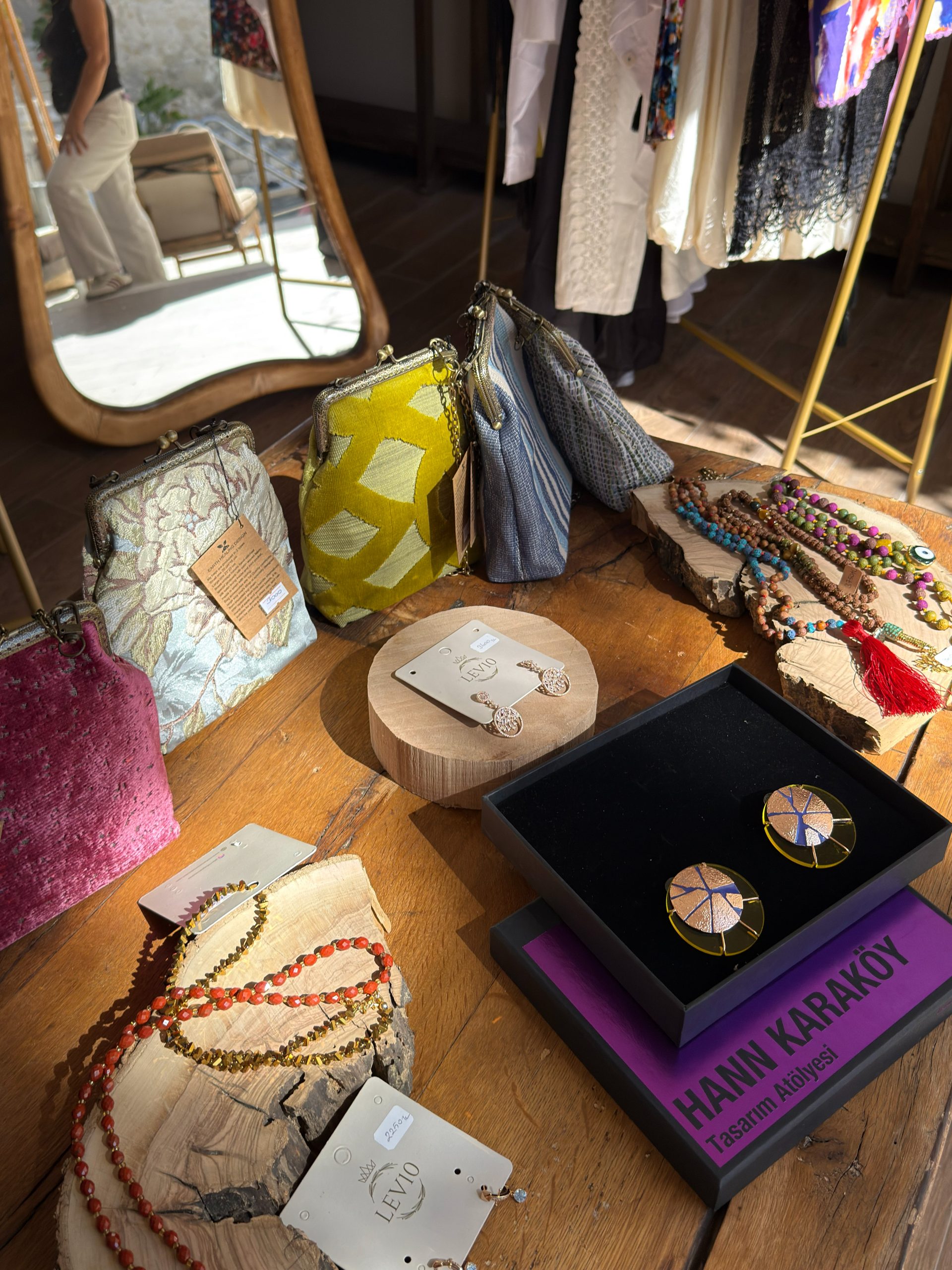 Viento Collection
